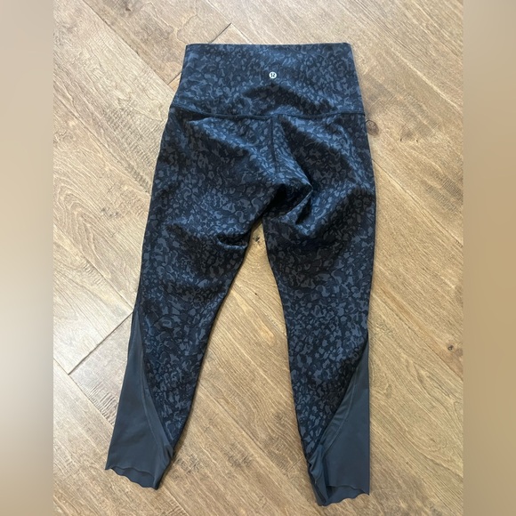 lululemon athletica Black/grey leopard print Leggings - Picture 2 of 5